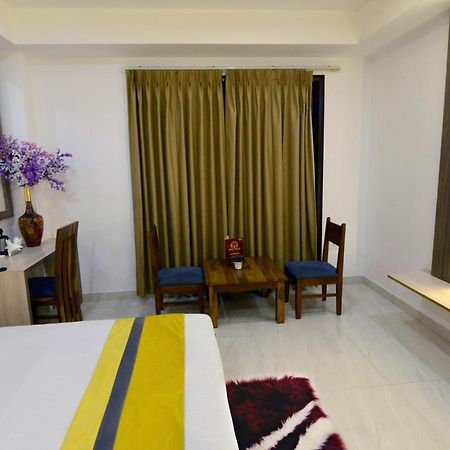 Hotel The Yellow Nayagaon Екстериор снимка