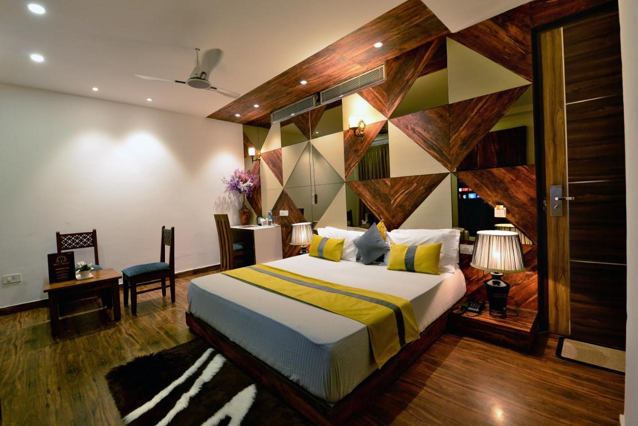 Hotel The Yellow Nayagaon Екстериор снимка