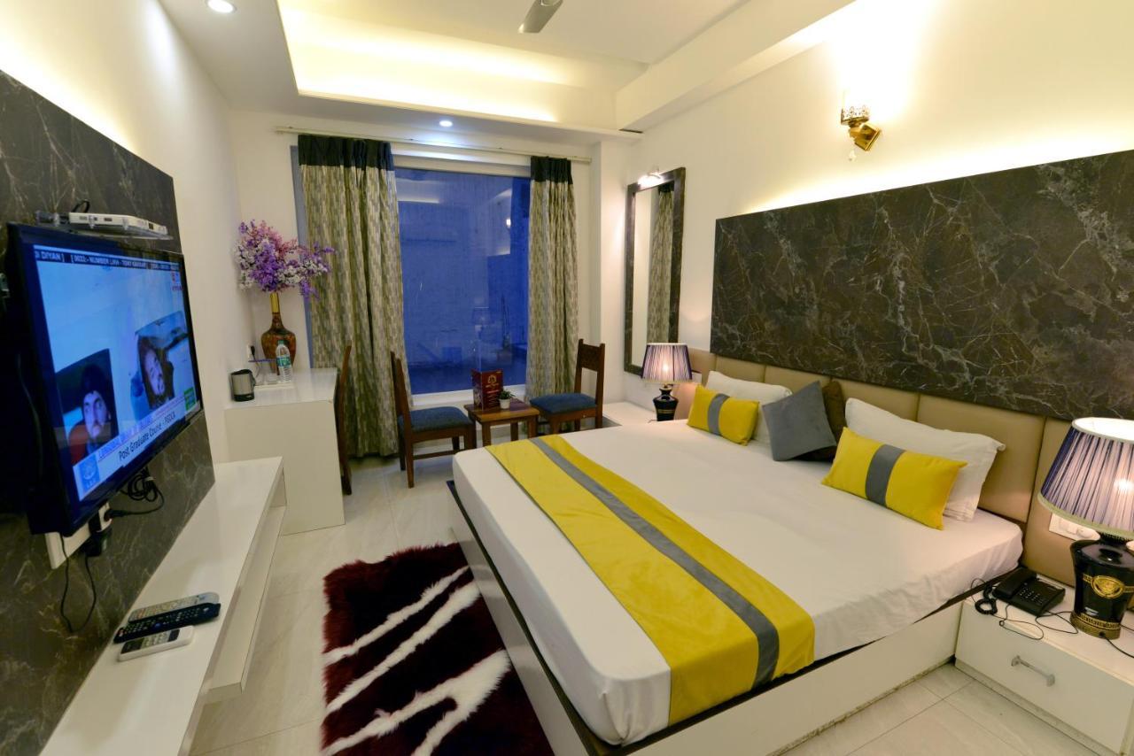 Hotel The Yellow Nayagaon Екстериор снимка