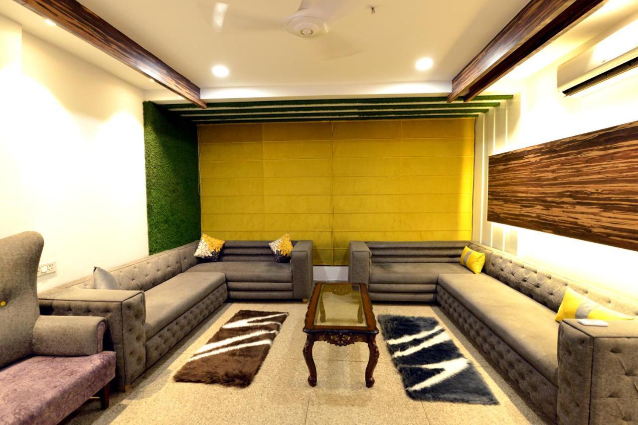 Hotel The Yellow Nayagaon Екстериор снимка