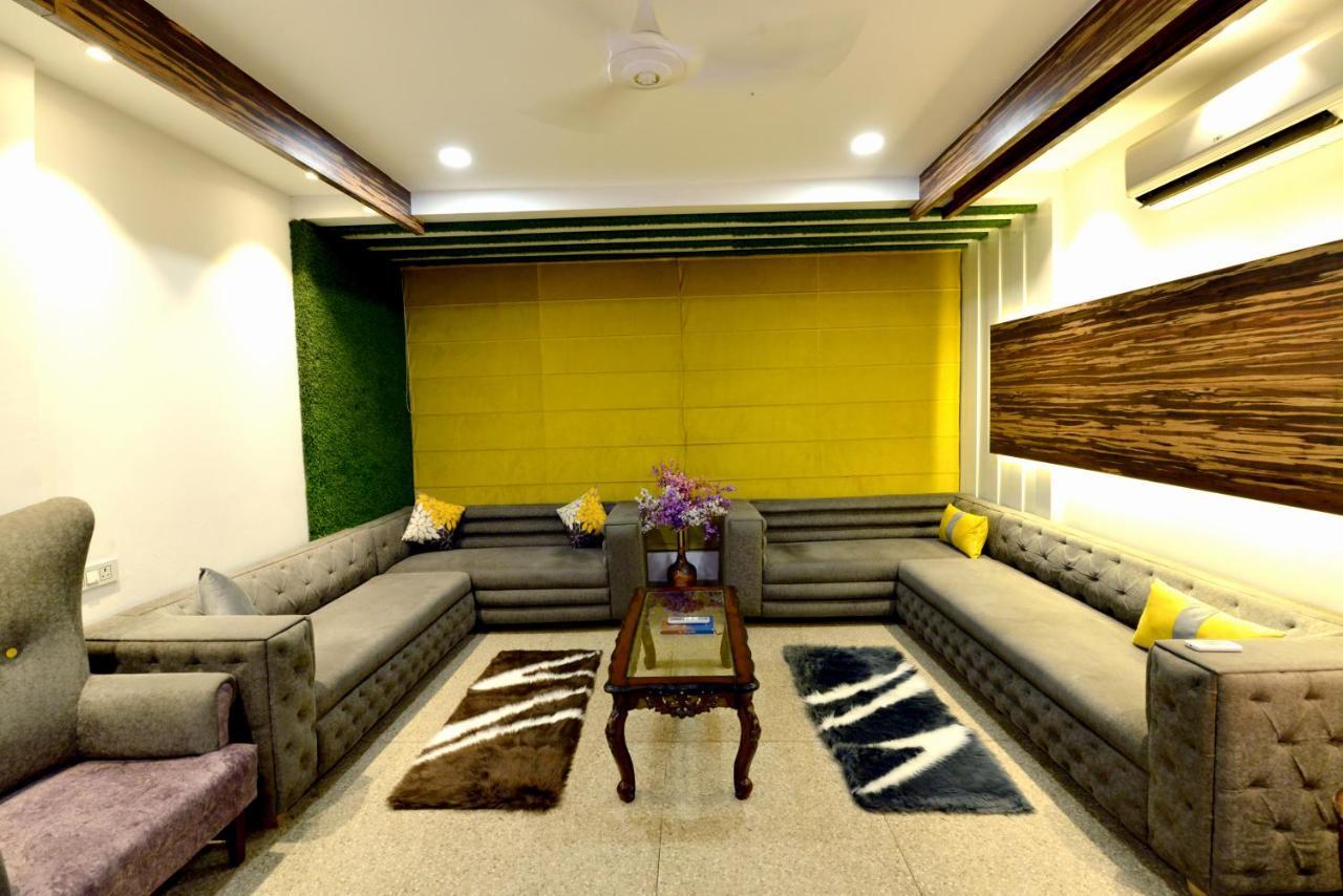Hotel The Yellow Nayagaon Екстериор снимка