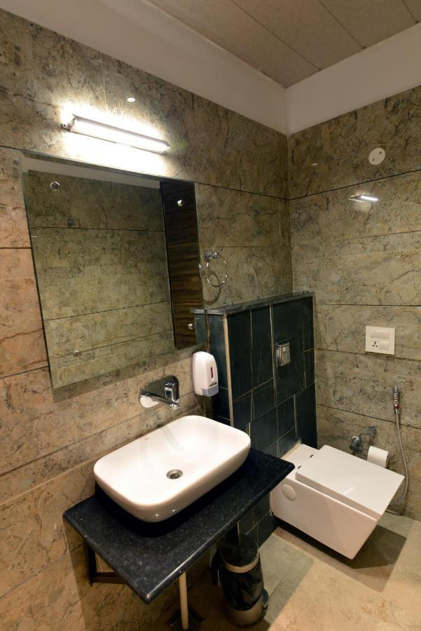 Hotel The Yellow Nayagaon Екстериор снимка