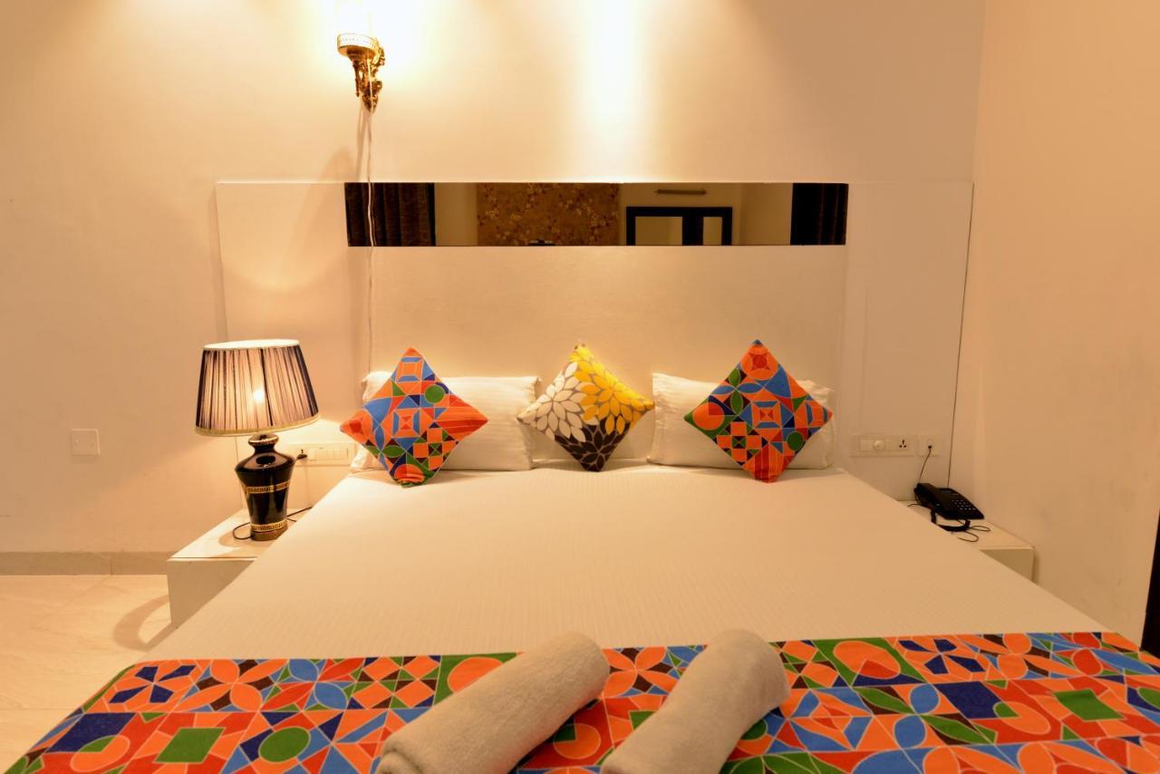 Hotel The Yellow Nayagaon Екстериор снимка