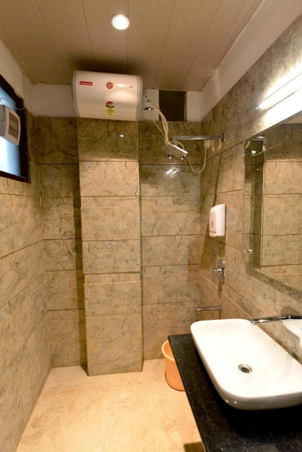 Hotel The Yellow Nayagaon Екстериор снимка
