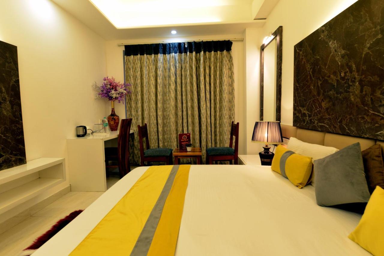 Hotel The Yellow Nayagaon Екстериор снимка