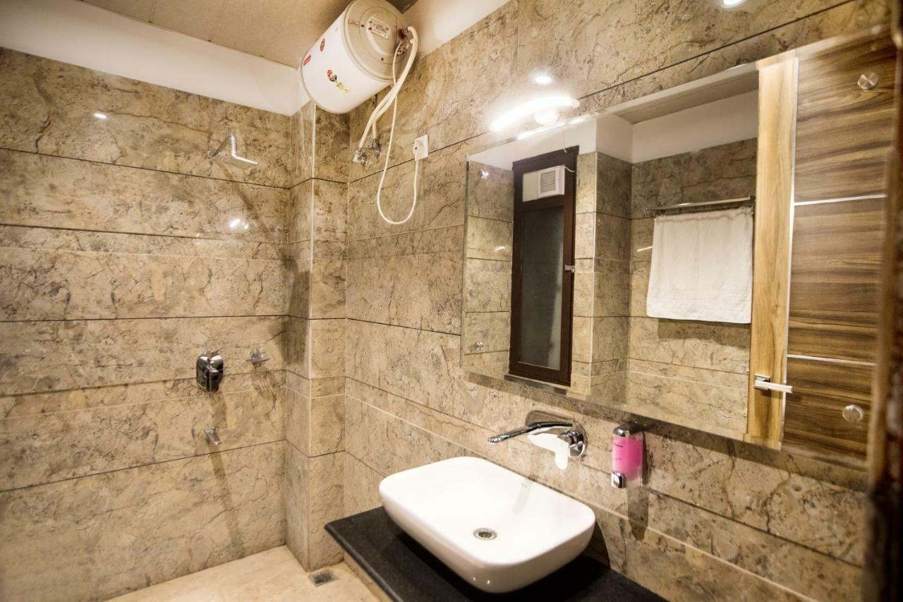 Hotel The Yellow Nayagaon Екстериор снимка